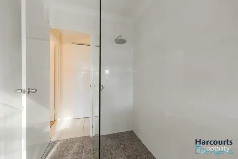 Property photo of 18 Moreton Crescent Warnbro WA 6169