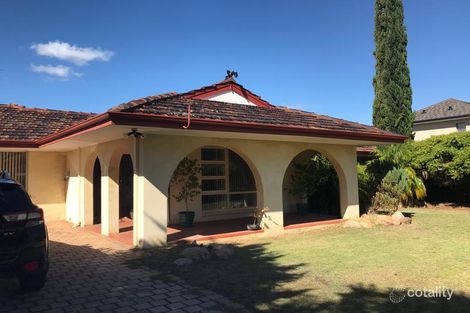 Property photo of 11 Bedford Road Ardross WA 6153