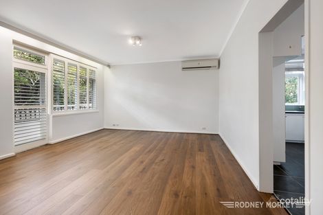 Property photo of 2/39 Narong Road Caulfield North VIC 3161