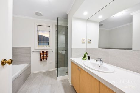 Property photo of 25 Greg Norman Drive Point Cook VIC 3030