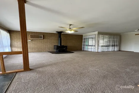 Property photo of 16 Sunnyside Crescent Walla Walla NSW 2659