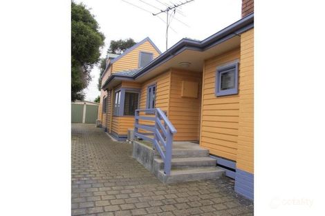 219 West St, Glenroy, VIC 3046