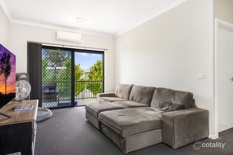 Property photo of 33 Sable Circuit Officer VIC 3809