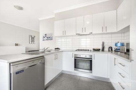 Property photo of 33 Sable Circuit Officer VIC 3809