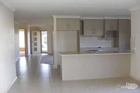 Property photo of 6 Albatross Way Old Bar NSW 2430