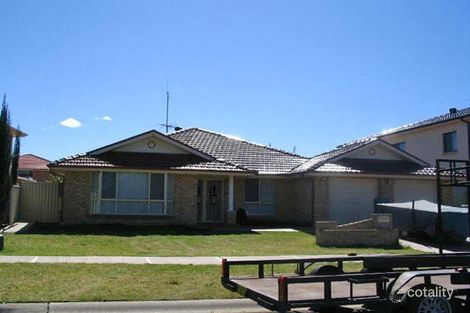 28 Lascelles St, Cecil Hills, NSW 2171