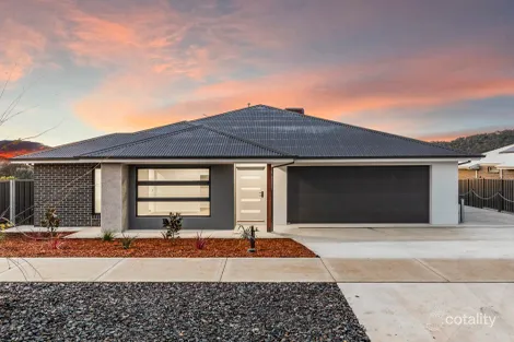 10 Davidson Rd, Leneva, VIC 3691