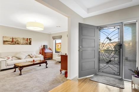 Property photo of 63 Amsterdam Avenue Tarneit VIC 3029