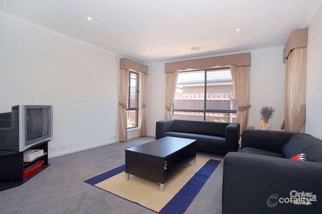 Property photo of 28 Sing Crescent Berwick VIC 3806