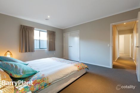 Property photo of 98 Alfredton Drive Alfredton VIC 3350