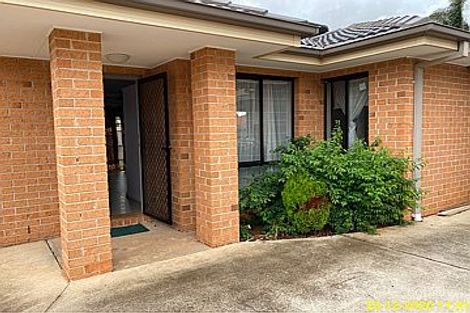 4 Murray St, Melton South, VIC 3338