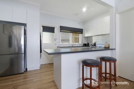 Property photo of 2/681 Pemberton Street Albury NSW 2640