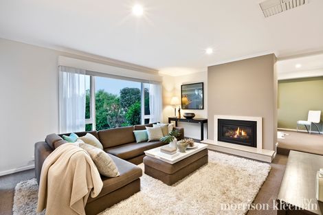 Property photo of 8 Honey Myrtle Rise Eltham North VIC 3095