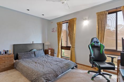 Property photo of 27 Sydenham Avenue North Bendigo VIC 3550