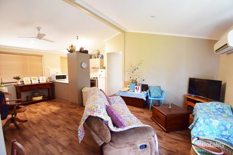 Property photo of 2 Honeyeater Court Longreach QLD 4730