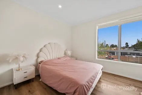 Property photo of 47 Murnong Street Point Cook VIC 3030