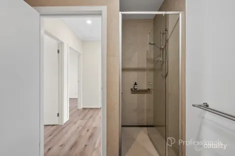 Property photo of 47 Murnong Street Point Cook VIC 3030