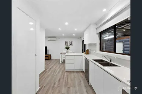 Property photo of 32 Entally Drive Albanvale VIC 3021