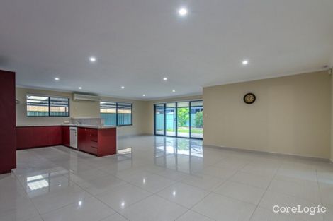Property photo of 26 Merlin Way Wattle Grove WA 6107