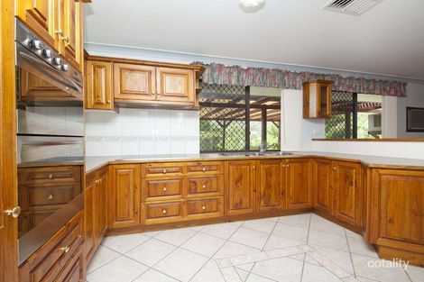 64 Amethyst Cres, Mount Richon, WA 6112