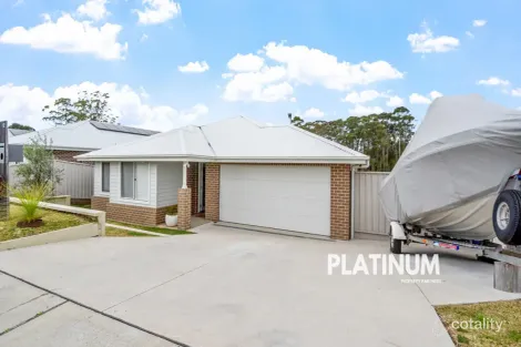 12 Birkdale Cct, Sussex Inlet, NSW 2540