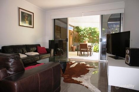 Property photo of 4/5 Redarc Street Fairfield QLD 4103