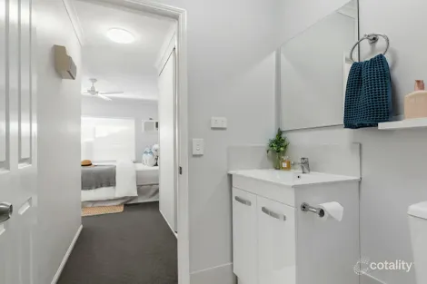 Property photo of 9/2-5 Marella Close Manoora QLD 4870