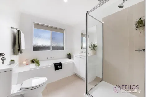 Property photo of 891 Leakes Road Tarneit VIC 3029