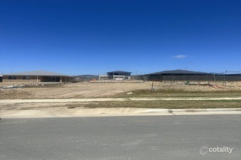 13 Hollitt St, Googong, NSW 2620