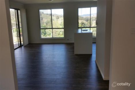 Property photo of 16 Eberlin Place Tumut NSW 2720