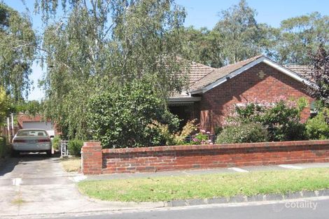 28 Bennett Pde, Kew East, VIC 3102