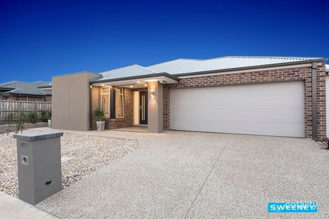 Property photo of 81 Rowling Street Fraser Rise VIC 3336