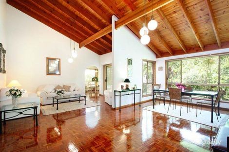 Property photo of 4 Chulmleigh Court Chapel Hill QLD 4069