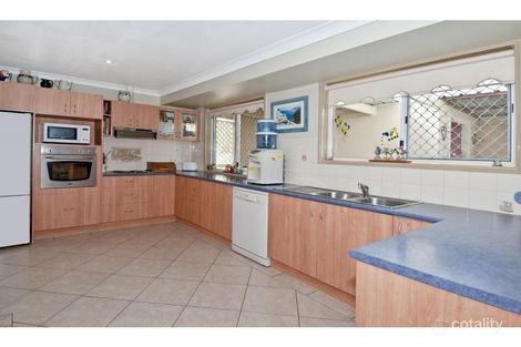 Property photo of 8 Melton Court Edens Landing QLD 4207