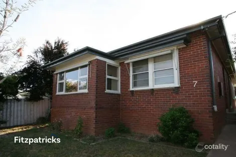 7 Bourke St, Turvey Park, NSW 2650