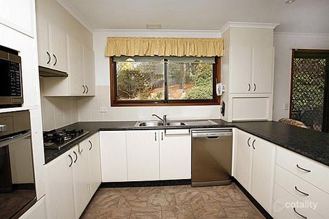Property photo of 5 Mirams Place Wanniassa ACT 2903