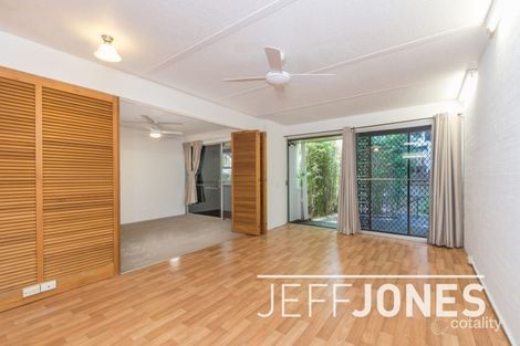 Property photo of 2/84 Rialto Street Greenslopes QLD 4120