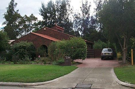 15 Pelican Pl, Wilson, WA 6107