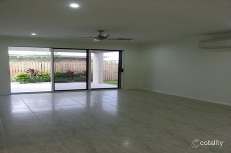 Property photo of 2/30 Primavera Boulevard Beaconsfield QLD 4740