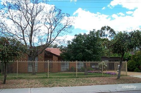 Property photo of 14 Oakover Way Gosnells WA 6110