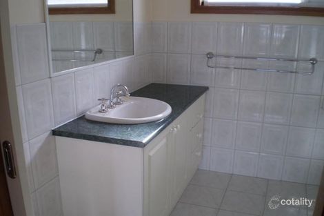 Property photo of 2/8 Bletchley Road Hughesdale VIC 3166