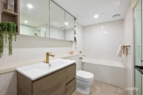 Property photo of 32/9-19 Myrtle Street Botany NSW 2019