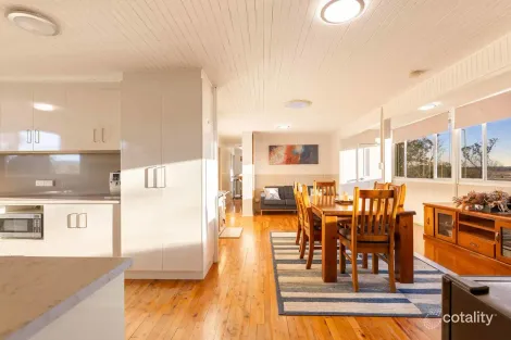 Property photo of 34 Lipp Road East Greenmount QLD 4359