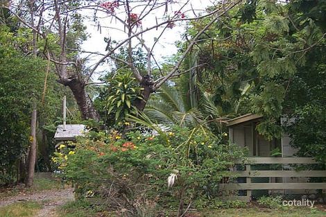 Property photo of 6 Poinsettia Street Holloways Beach QLD 4878