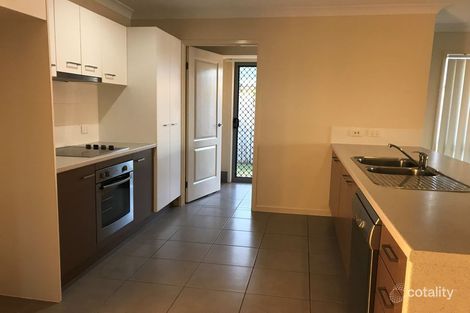 Property photo of 9 Halifax Place Rural View QLD 4740