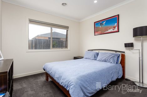 Property photo of 157 Citybay Drive Point Cook VIC 3030
