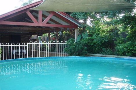 Property photo of 10 Halfmoon Street Browns Plains QLD 4118