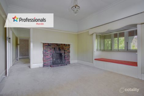 Property photo of 12 Hughes Avenue Lawson NSW 2783