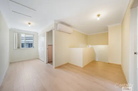 Property photo of 18 Perina Close Casula NSW 2170