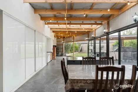 Property photo of 2 Rangeview Drive Skye VIC 3977